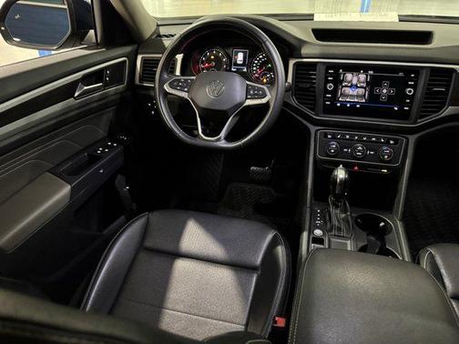 2021 Volkswagen Atlas 3.6L SE w/Technology