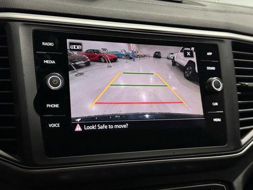 2021 Volkswagen Atlas 3.6L SE w/Technology