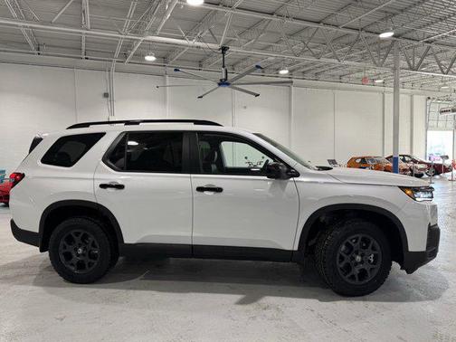 2026 Honda Pilot TrailSport
