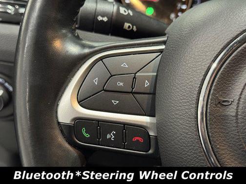 Diamond Black Crystal Pearlcoat 2021 Jeep Compass Latitude