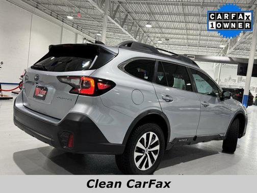 2021 Subaru Outback Base