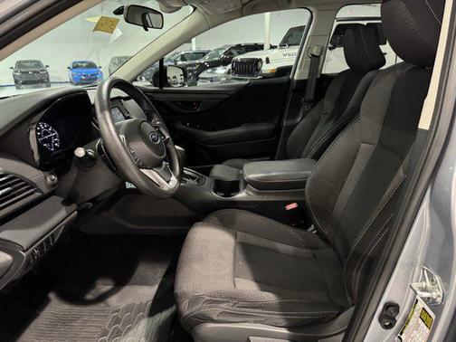 2021 Subaru Outback Base