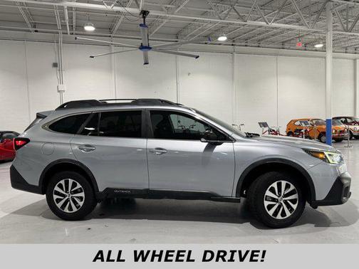 2021 Subaru Outback Base