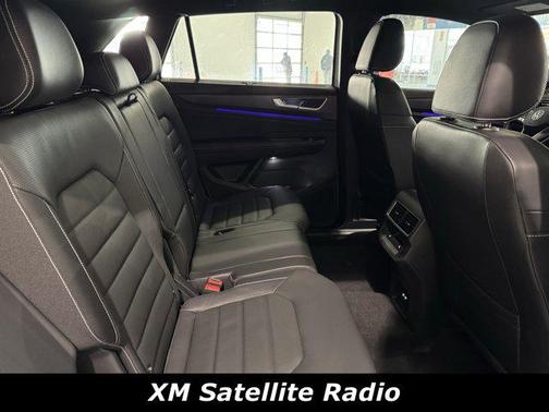 2024 Volkswagen Atlas Cross Sport 2.0T SEL