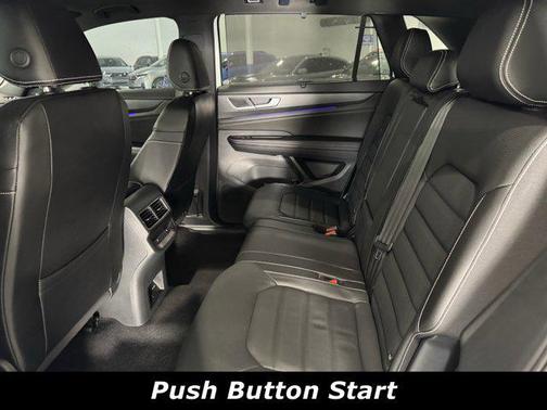 2024 Volkswagen Atlas Cross Sport 2.0T SEL