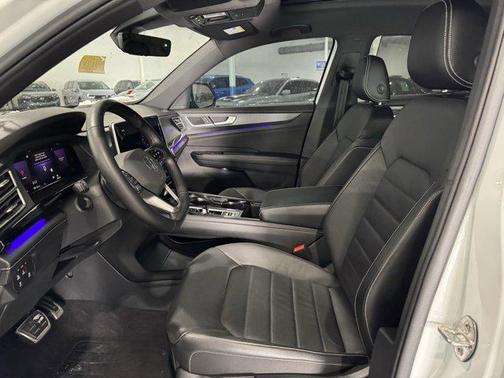 2024 Volkswagen Atlas Cross Sport 2.0T SEL