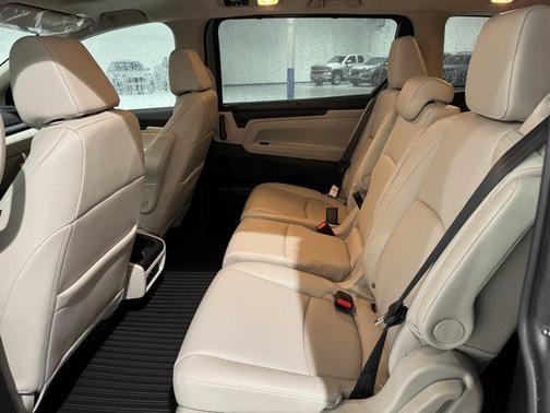 Solar Silver Metallic 2026 Honda Odyssey EX-L