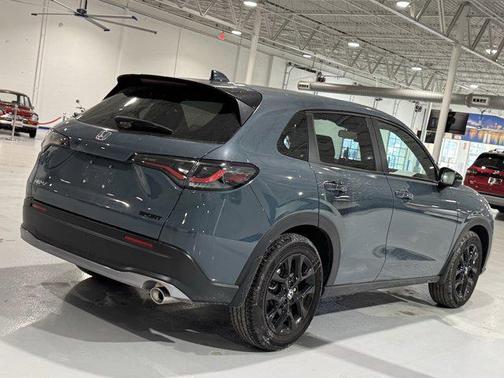 2025 Honda HR-V 2WD Sport