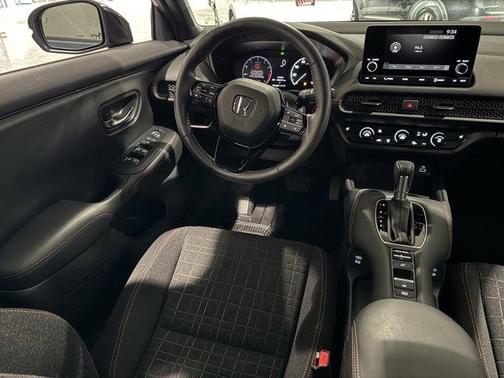 2025 Honda HR-V 2WD Sport