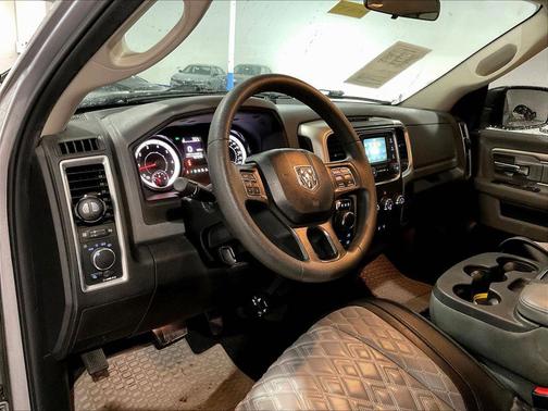 Billet Silver Metallic Clearcoat 2019 RAM 1500 SLT