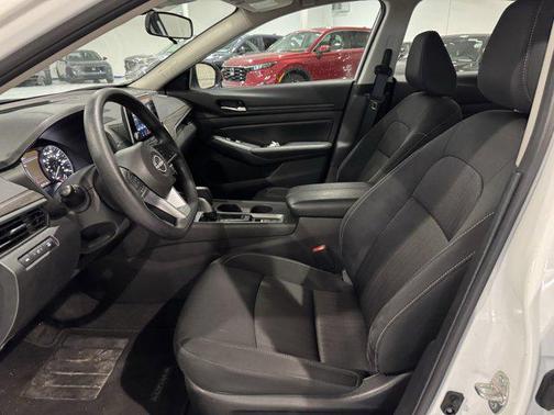 2025 Nissan Altima SV AWD