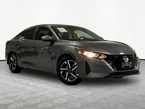 Gun Metallic 2024 Nissan Sentra SV