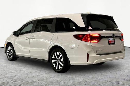 Platinum White Pearl 2026 Honda Odyssey EX-L