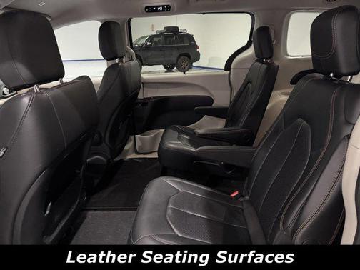 2018 Chrysler Pacifica Touring-L