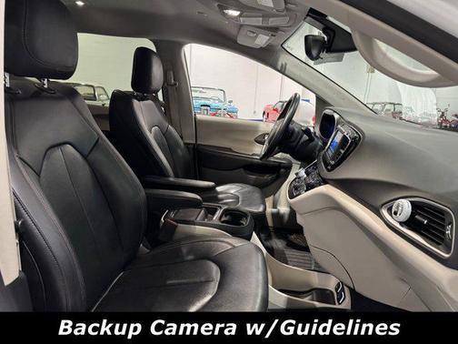 2018 Chrysler Pacifica Touring-L