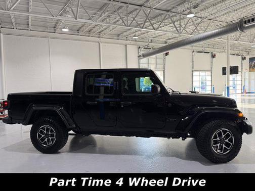 2024 Jeep Gladiator Sport S