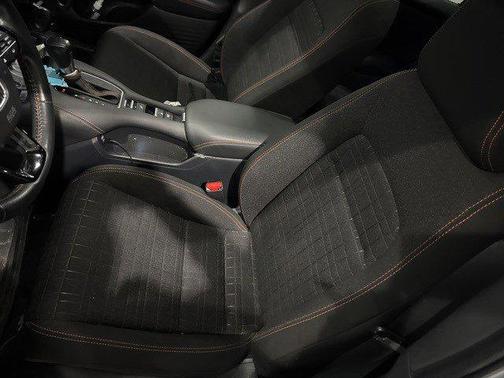 2024 Honda HR-V 2WD Sport