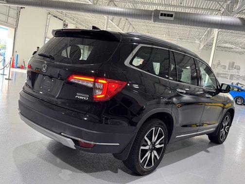2019 Honda Pilot Touring 8-Passenger