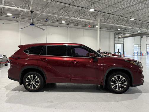 2020 Toyota Highlander XLE