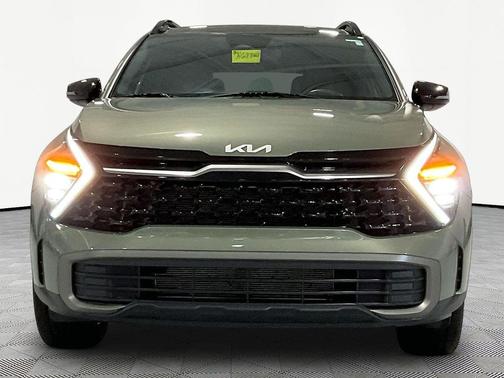 Jungle Green 2024 Kia Sportage X-Line