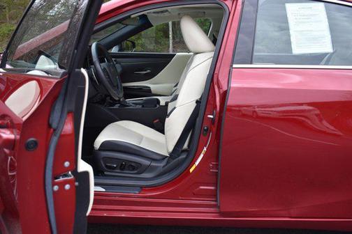 2022 Lexus ES 350 Base