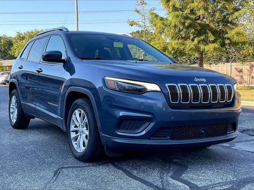 Slate Blue Pearlcoat 2021 Jeep Cherokee Latitude