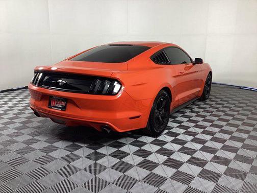 2015 Ford Mustang V6