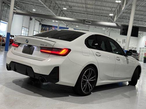 2023 BMW 330 xDrive