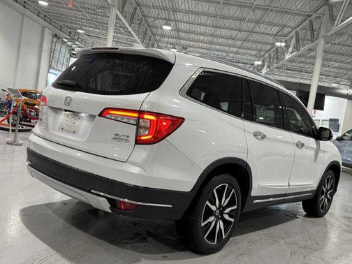 2021 Honda Pilot AWD Elite