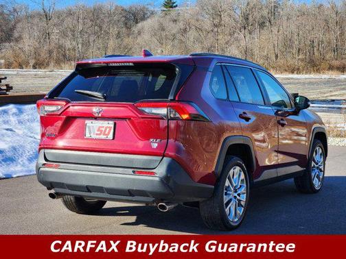 2020 Toyota RAV4 XLE Premium