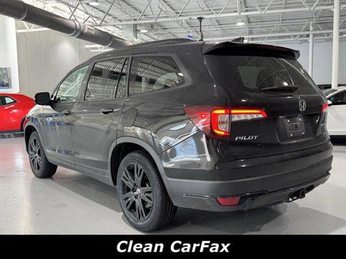 2022 Honda Pilot AWD Black Edition