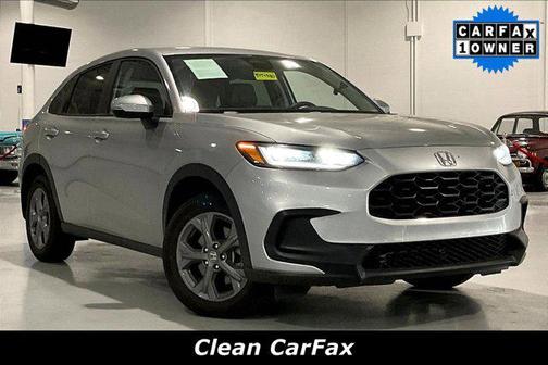 Solar Silver Metallic 2026 Honda HR-V LX