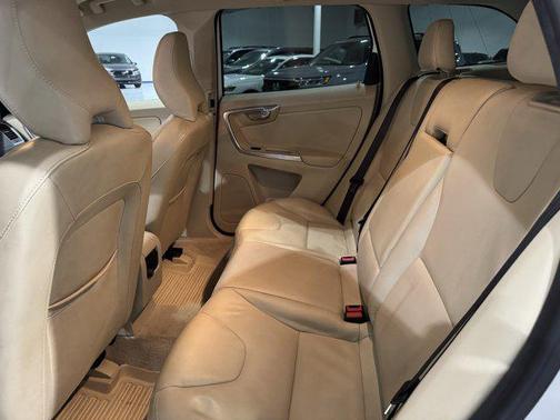 2016 Volvo XC60 T5 Premier