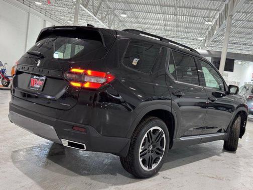 2026 Honda Pilot Touring 8-Passenger