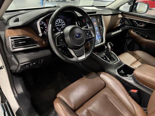 2022 Subaru Outback Touring XT
