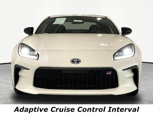 Halo 2025 Toyota GR86 Premium