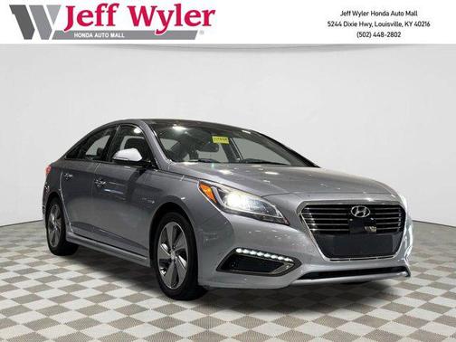 2016 Hyundai SONATA Hybrid Limited