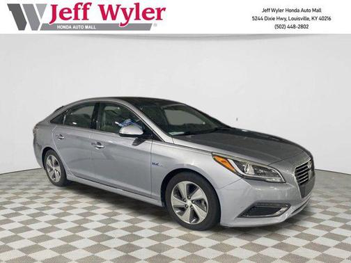 2016 Hyundai SONATA Hybrid Limited