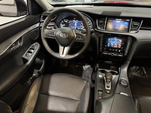2022 INFINITI QX50 LUXE AWD