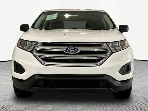 Oxford White 2018 Ford Edge SE