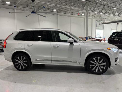 2021 Volvo XC90 Recharge Plug-In Hybrid T8 Inscription 6 Passenger