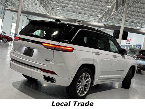2023 Jeep Grand Cherokee Summit