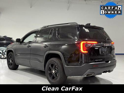 2022 GMC Acadia AWD AT4