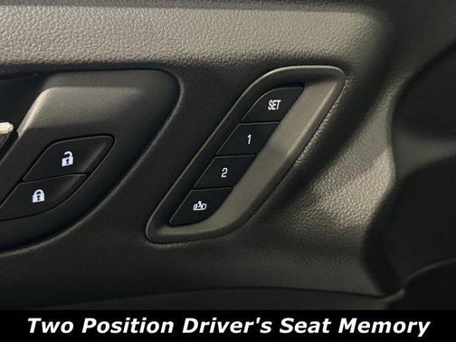 2022 GMC Acadia AWD AT4