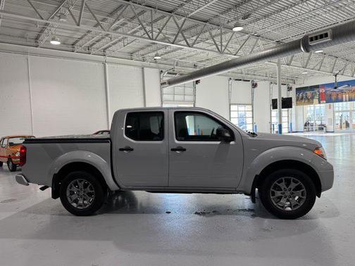 2020 Nissan Frontier SV