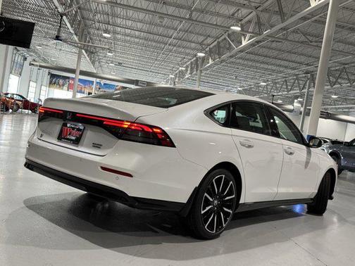 2025 Honda Accord Hybrid Touring
