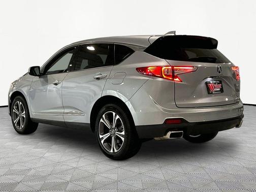 Lunar Silver Metallic 2023 Acura RDX Advance Package