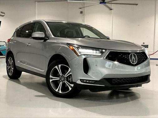 Lunar Silver Metallic 2023 Acura RDX Advance Package