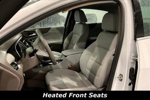 Summit White 2023 Chevrolet Malibu FWD 1LT