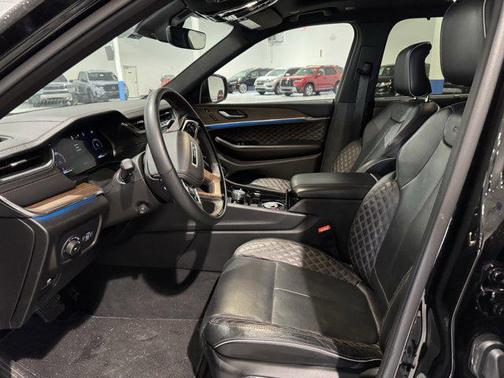 2024 Jeep Grand Cherokee L Summit